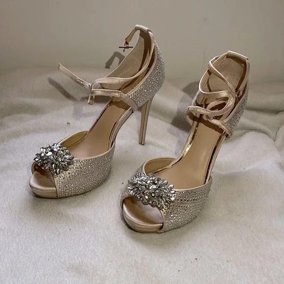 Jewel Badgley Mischka Shoes Shiny Heels Poshmark